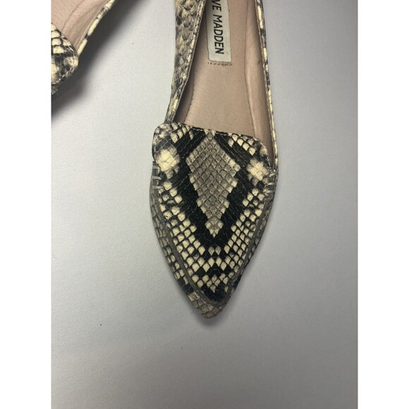 Steve Madden Women's Snake Pattern Slip On Shoe Size 5 - Picture 5 of 13